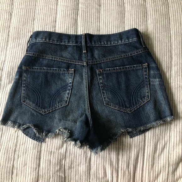 hollister high waisted shorts! - Picture 3 of 3